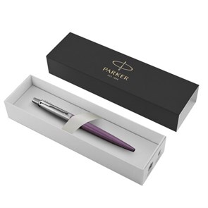 {{photo.Alt || photo.Description || 'Ручка шариковая PARKER "Jotter Core Victoria Violet CT", корпус фиолетовый, детали хром, синяя, 1953190'}}