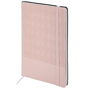 {{photo.Alt || photo.Description || 'Блокнот А5 138x213 мм, BRAUBERG "Tissage", под кожу, 80 л., резинка, клетка, нежно-розовый, 116604'}}