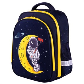 {{photo.Alt || photo.Description || 'Ранец BRAUBERG KIDS STANDARD, 2 отделения, "Spaceman", СВЕТЯЩИЙСЯ, 36х28х14 см, 271384'}}