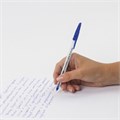 Ручка шариковая масляная STAFF "EVERYDAY" OBP-226, СИНЯЯ, корпус прозрачный, игольчатый узел 0,7 мм, линия письма 0,35 мм, 141705 141705