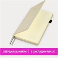 Блокнот А5 138x213 мм BRAUBERG Velvet, резинка, держатель, 80 л., клетка, бежевый, 116240 116240