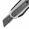 Нож канцелярский мощный 18 мм BRAUBERG "Heavy duty", автофиксатор, резиновые вставки, металл, 237158 237158