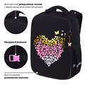 Ранец BRAUBERG LIGHT, 1 отделение, с брелоком, "Shining heart", фольгированная печать, 36х26х13 см, 272029 272029