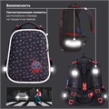 Ранец BRAUBERG LUMINOUS, 2 отделения, с брелоком, "Danger", СВЕТЯЩИЙСЯ РИСУНОК, 38х29х16 см, 272069 272069