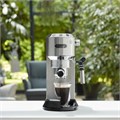 Кофеварка рожковая DELONGHI Dedica EC685.M, 1350 Вт, объем 1,1 л, ручной капучинатор, металлик 456516